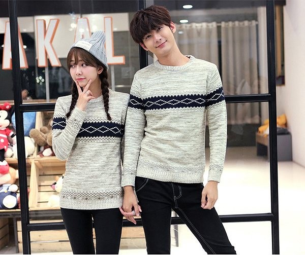 メンズ　レディース　ニットセーター　ペアルック　お揃い　クルーネック　プルオーバー　スリム　トップス　ストリート　カジュアル　普段着　デイリー　おしゃれ　ホワイト　ネイビー　ワイン　送料無料