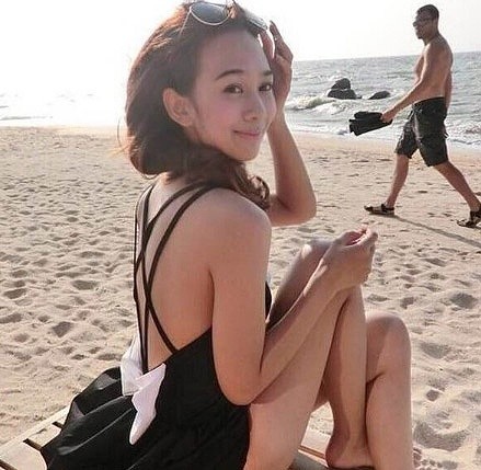 水着　レディース　ホルターネック　スカート　ワンピース　リボン　女性用　女の子　ママ　キュート　かわいい　セクシー　海外　夏　海　プール　スイムウェア　S　M　L　XL　XXL　2L　3L　ブラック　ブラック×ホワイト　黒　送料無料