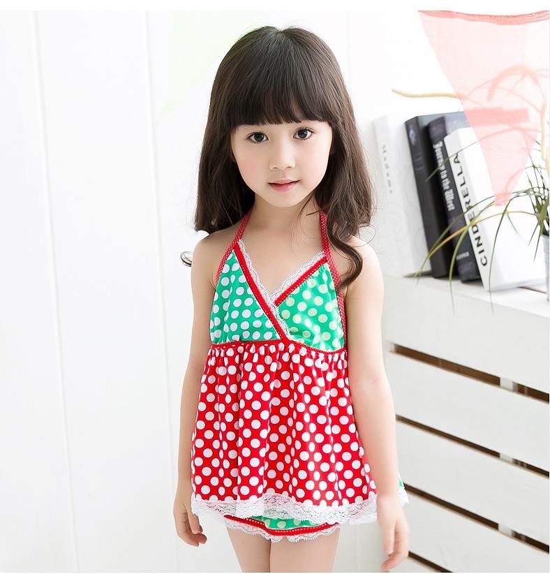 キッズ　ジュニア　女の子　水着　ワンピース　セット　ドット柄　水玉　レース　総柄　スイムウェア　かわいい　キュート　夏　ビーチ　リゾート　マリン　海水浴　プール　スイミング　ブラック　レッド　送料無料