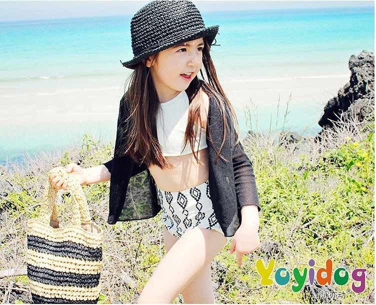 キッズ　ジュニア　女の子　水着　タンキニ　ビキニ　ラッシュガード　長袖　セット　幾何学模様　無地　スイムウェア　かわいい　キュート　夏　ビーチ　リゾート　マリン　海水浴　プール　スイミング　ブラック　ホワイト　送料無料