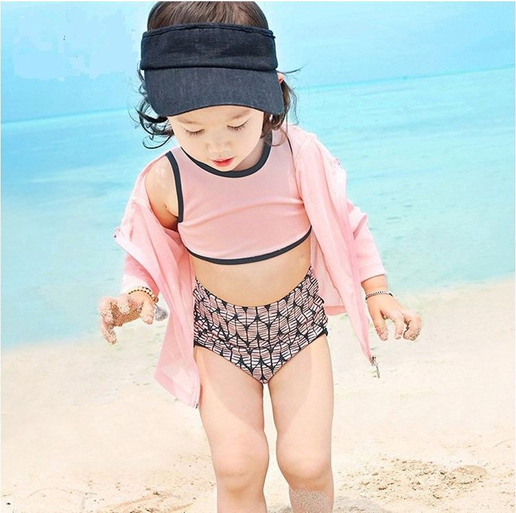 キッズ　ジュニア　女の子　水着　タンキニ　ビキニ　ラッシュガード　長袖　フード付き　セット　無地　スイムウェア　かわいい　キュート　夏　ビーチ　リゾート　マリン　海水浴　プール　スイミング　ピンク　ブラック　送料無料