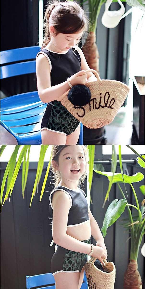 キッズ　ジュニア　女の子　水着　タンキニ　ビキニ　ラッシュガード　長袖　フード付き　セット　無地　スイムウェア　かわいい　キュート　夏　ビーチ　リゾート　マリン　海水浴　プール　スイミング　ピンク　ブラック　送料無料