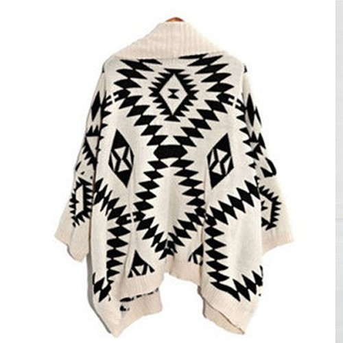 レディース　カーディガン　ガウン　トップス　ニット　ゆったり　セーター　コート　ショート　アウター　羽織　上着　ミディアムコート　大人　女性　おしゃれ　セクシー　可愛い　ブラック　ホワイト　黒　白　フリーサイズ　ワンサイズ　送料無料