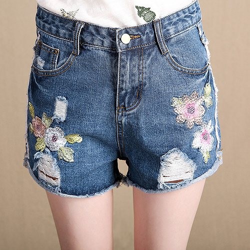 レディース　ホットパンツ　花柄　刺繍　ショートパンツ　ショーツ　デニム　ジーンズ　ジーパン　春　夏　大人　カジュアル　女性　おしゃれ　可愛い　ブルー　ホワイト　26　27　28　29　331　32　33　34　36　38　40インチ　送料無料