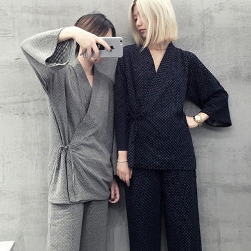 レディース　パジャマ　ナイトウェア　セット　カジュアル　作務衣　ドット柄　水玉　長袖　シンプル　大きいサイズ　フェミニン　大人可愛い　リラックス　ルームウェア　ラフスタイル　グレー　ブルー　送料無料