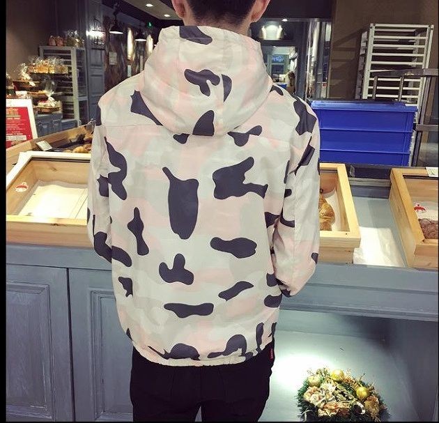 メンズ　アウター　パーカー　フード付き　ジップアップ　長袖　迷彩　カモフラ　カジュアル　おしゃれ　きれいめ　キレイメ　大きいサイズ　シンプル　デイリー　お出かけ　デート　グリーン×ホワイト　送料無料