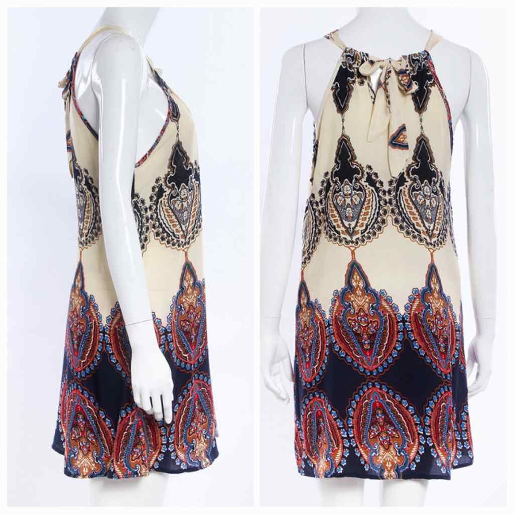 レディース　ホルターネック　ワンピース　ノースリーブ　ミニ　スカート　ボトムス　春　夏　女性　大人　カジュアル　キュート　可愛い　おしゃれ　セクシー　ファッション　オフホワイト　S　M　L　XL　サイズ　送料無料