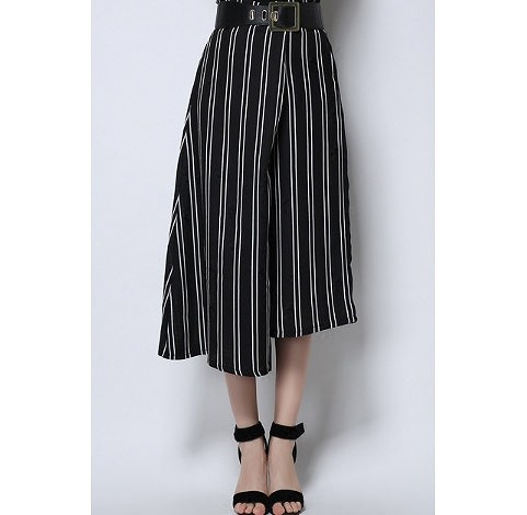 レディース　ワイドレッグパンツ　美シルエット　ワイドパンツ　ボトムス　春　夏　女性　大人　カジュアル　キュート　可愛い　おしゃれ　ファッション　ホワイト　ブラック　白　黒　M　L　XL　送料無料