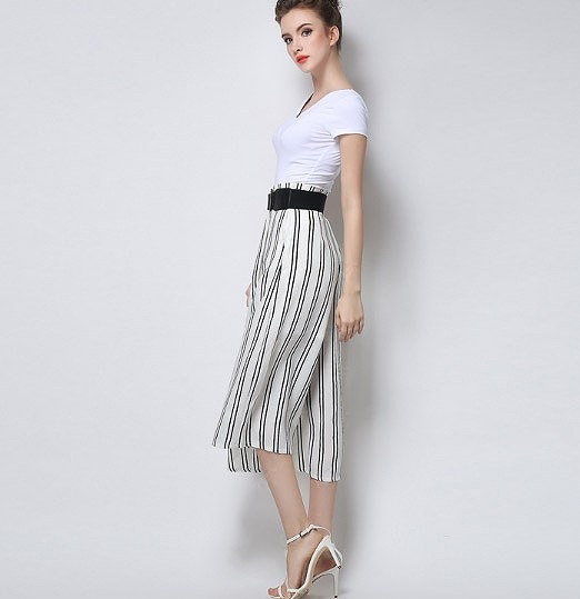 レディース　ワイドレッグパンツ　美シルエット　ワイドパンツ　ボトムス　春　夏　女性　大人　カジュアル　キュート　可愛い　おしゃれ　ファッション　ホワイト　ブラック　白　黒　M　L　XL　送料無料