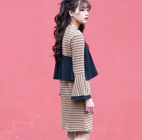 レディース　ボーダー　ワンピース　ベルシェイプドカフス　スカート　ロングスリーブ　長袖　ボトムス　春　夏　女性　大人　カジュアル　キュート　可愛い　おしゃれ　セクシー　ファッション　S　M　L　XL　サイズ　送料無料