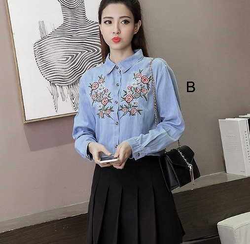 レディース　花柄　刺繍　ブラウス　シャツ　長袖　ロングスリーブ　トップス　春　夏　女性　大人　カジュアル　キュート　可愛い　おしゃれ　セクシー　ファッション　ブルー　ネイビー　S　M　L　サイズ　送料無料