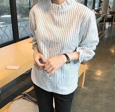 レディース　ストライプ　ブラウス　シャツ　長袖　ロングスリーブ　トップス　春　夏　女性　大人　カジュアル　キュート　可愛い　おしゃれ　セクシー　ファッション　ホワイト　S　M　L　XL　サイズ　送料無料