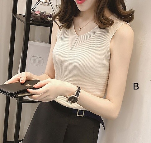 レディース　Vネック　ニット　キャミソール　タンクトップ　ノースリーブ　無地　トップス　春　夏　女性　大人　カジュアル　清楚　可愛い　おしゃれ　エレガント　セクシー　ファッション　ホワイト　ブラック　グレー　ベージュ　フリーサイズ　ワンサイズ　送料無料