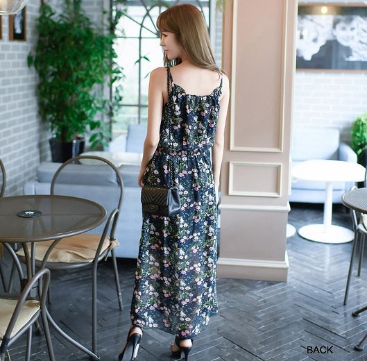 レディース　ボヘミアン　花柄　シフォン　ワンピース　スカート　ボトムス　春　夏　女性　大人　カジュアル　清楚　キュート　可愛い　おしゃれ　エレガント　セクシー　ファッション　ホワイト　ブラック　白　黒　S　M　L　XL　サイズ　送料無料