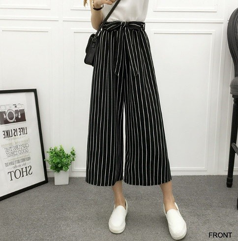 レディース　ワイドレッグパンツ　クロップド　ゆったり　ストライプ　ドット　チェック　ボトムス　半端丈　春　夏　人気　女性　大人　カジュアル　可愛い　おしゃれ　きれいめ　上品　セクシー　ホワイト　ブラック　白　黒　M　L　サイズ　送料無料