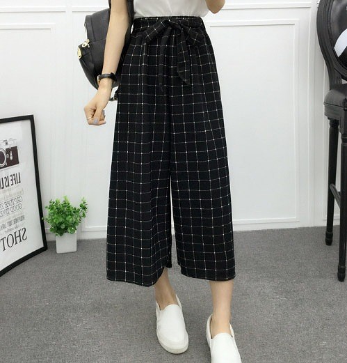 レディース　ワイドレッグパンツ　クロップド　ゆったり　ストライプ　ドット　チェック　ボトムス　半端丈　春　夏　人気　女性　大人　カジュアル　可愛い　おしゃれ　きれいめ　上品　セクシー　ホワイト　ブラック　白　黒　M　L　サイズ　送料無料