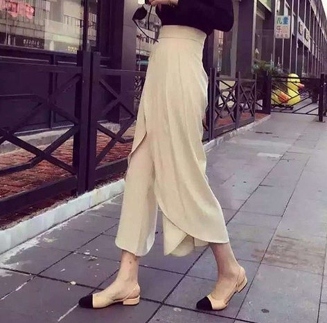 レディース　シフォン　プリーツ　ワイドレッグパンツ　クロップド　ゆったり　半端丈　美脚　脚長　美シルエット　ボトムス　半端丈　春　夏　人気　女性　大人　カジュアル　きれいめ　上品　ブラック　ベージュ　イエロー　ピンク　フリーサイズ　ワンサイズ　送料無料