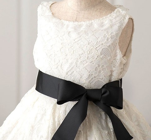 子供服　キッズ　女の子　ドレス　ノースリーブ　チュチュドレス　レース　リボン　フォーマル　発表会　結婚式　入学式　卒園式　卒業式　パーティー　かわいい　キュート　華やか　ゴージャス　1213141516送料無料