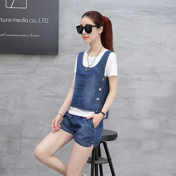 レディース　デニム　タンクトップ　ノースリーブ　キャミソール　短パン　セット　ジーンズ　ボトムス　カジュアル　キュート　可愛い　フェミニン　おしゃれ　お出かけ　ライトブルー　ブルー　S　M　L　XL　サイズ　送料無料