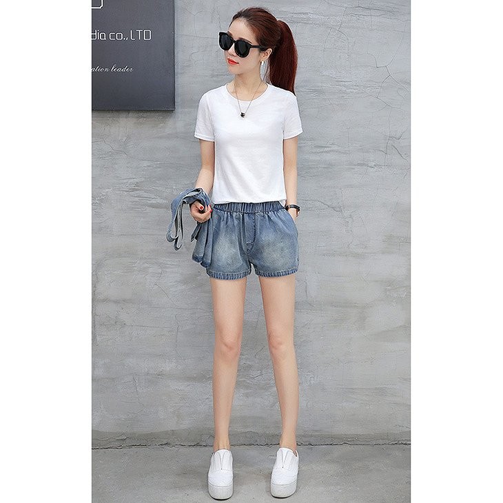 レディース　デニム　タンクトップ　ノースリーブ　キャミソール　短パン　セット　ジーンズ　ボトムス　カジュアル　キュート　可愛い　フェミニン　おしゃれ　お出かけ　ライトブルー　ブルー　S　M　L　XL　サイズ　送料無料