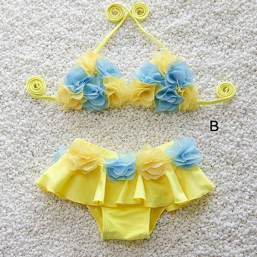 キッズ　女の子　水着　ビキニ　花柄　フレア　フリル　ホルターネック　海　プール　スイミング　ビーチ　リゾート　マリン　海水浴　夏休み　旅行　可愛い　キュート　子供　ジュニア　ピンク　パープル　ブルー　イエロー　M　L　XL　サイズ　送料無料