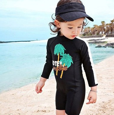 キッズ　女の子　男の子　ユニセックス　水着　オールインワン　つなぎ　海　プール　スイミング　ビーチ　リゾート　マリン　海水浴　夏休み　旅行　可愛い　キュート　子供　ジュニア　ブラック　ホワイト　S　M　L　XL　サイズ　送料無料