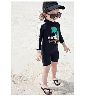 キッズ　女の子　男の子　ユニセックス　水着　オールインワン　つなぎ　海　プール　スイミング　ビーチ　リゾート　マリン　海水浴　夏休み　旅行　可愛い　キュート　子供　ジュニア　ブラック　ホワイト　S　M　L　XL　サイズ　送料無料