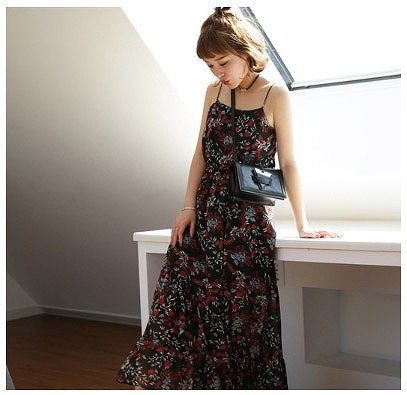 レディース　シフォン　花柄　ミモレ丈　ドレス　ワンピース　ノースリーブ　スカート　カジュアル　キュート　可愛い　フェミニン　セクシー　きれいめ　エレガント　おしゃれ　お出かけ　お呼ばれ　S　M　L　サイズ　送料無料