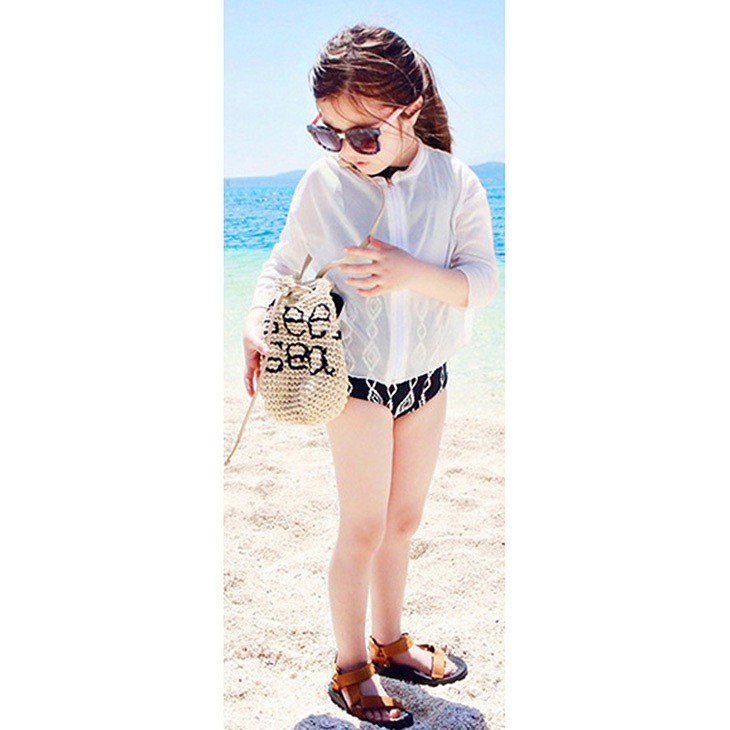 キッズ　女の子　水着　ビキニ　シャツ　ガウン　ブラウス　羽織　パンツ　韓国　海　プール　スイミング　ビーチ　リゾート　マリン　海水浴　夏休み　旅行　可愛い　キュート　子供　ジュニア　ブラック　ホワイト　黒　白　M　L　XL　サイズ　送料無料