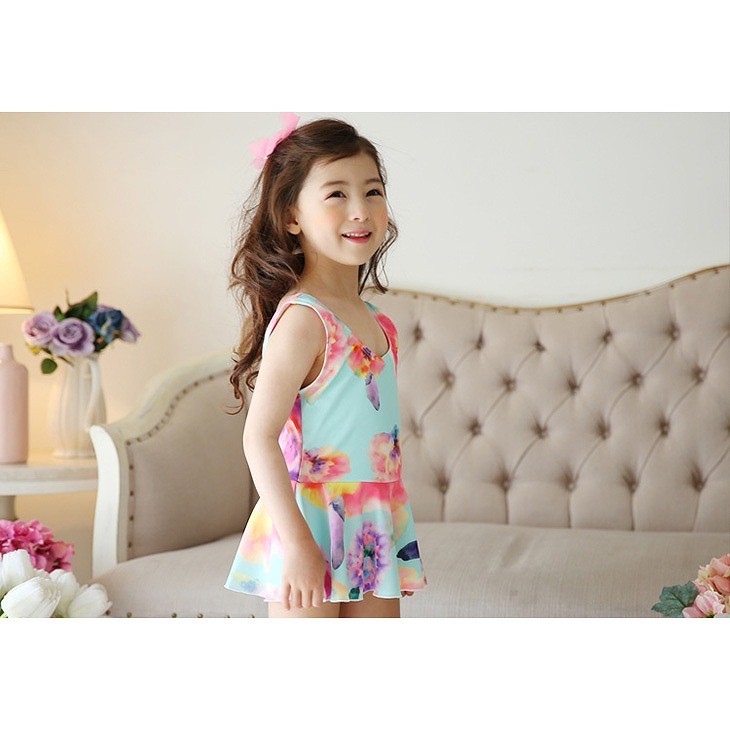 キッズ　女の子　水着　ワンピース　花柄　ノースリーブ　スカート　フレア　韓国　海　プール　スイミング　ビーチ　リゾート　マリン　海水浴　夏休み　旅行　可愛い　キュート　子供　ジュニア　レッド　ピンク　9101112131415サイズ　送料無料