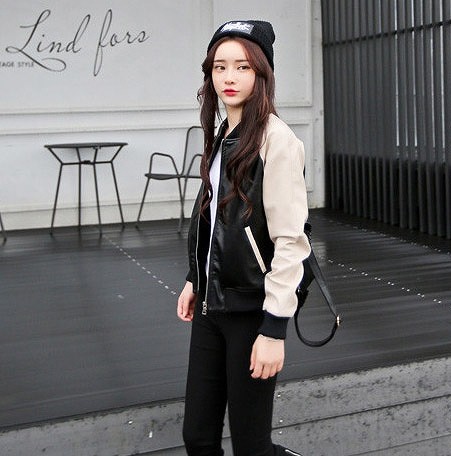 レディース　スタジャン　ジャケット　ブルゾン　ジップ　ポケット　トップス　アウター　カジュアル　フェミニン　セクシー　きれいめ　エレガント　セクシー　おしゃれ　お出かけ　お呼ばれ　ブラック　黒色　フリーサイズ　ワンサイズ　送料無料