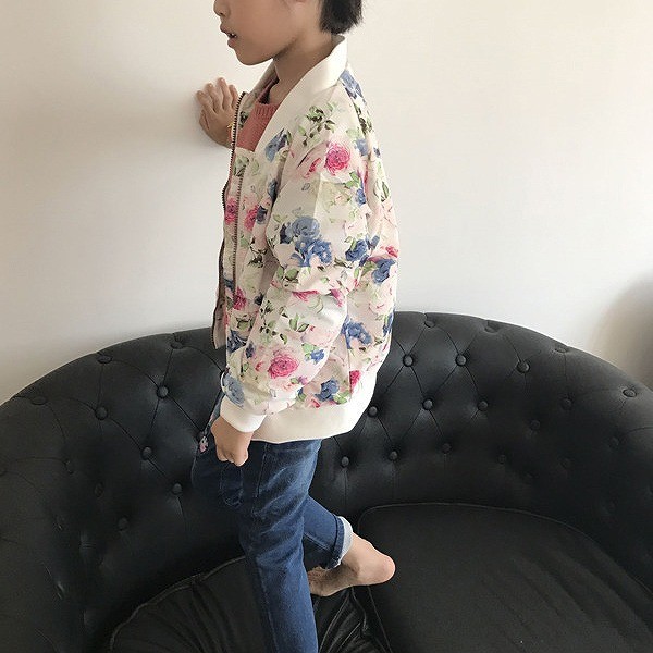 キッズ　スタジャン　花柄　スタジアムジャンパー　ジャケット　アウター　女の子　可愛い　キュート　子供　ジュニア　ホワイト　白色　91011121314サイズ　送料無料