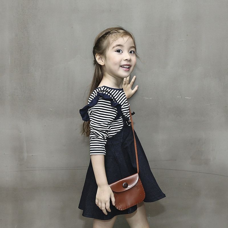 キッズ　ボーダー　ロングTシャツ　フレア　スカート　2点セット　ロングスリーブ　女の子　可愛い　キュート　子供　ジュニア　ネイビー　紺色　フリーサイズ　ワンサイズ　送料無料