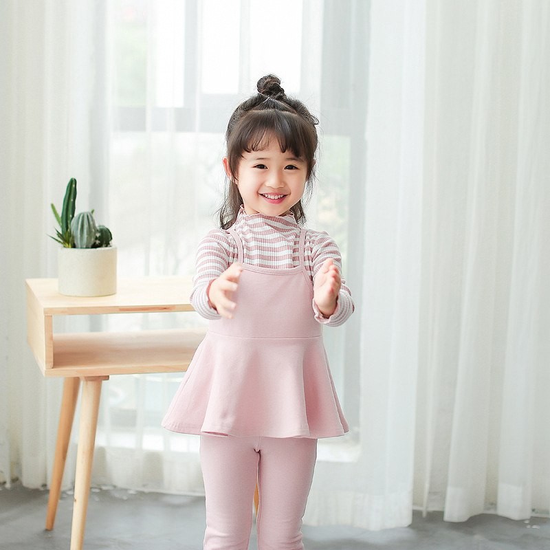 キッズ　ボーダー　ワンピース　スパッツ　フレア　スカート　ボトムス　女の子　可愛い　キュート　子供　ジュニア　グレー　ピンク　ネイビー　灰色　紺　フリーサイズ　ワンサイズ　送料無料