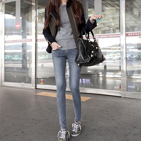 レディース　ボトムス　ジーンズ　デニムパンツ　スキニー　スリム　ロングパンツ　無地　大人可愛い　カジュアル　シンプル　美脚　脚長　デイリー　お出かけ　デート　ブルー　送料無料