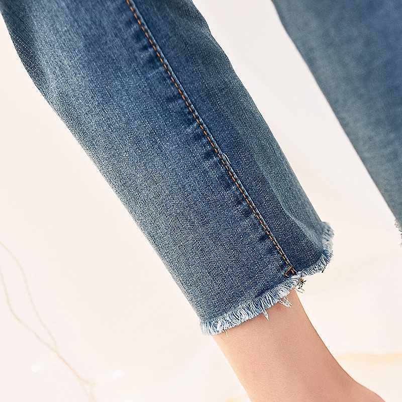 レディース　ボトムス　ジーンズ　デニムパンツ　スキニー　スリム　ダメージ加工　切りっぱなし　クロップド　無地　大人可愛い　カジュアル　大きいサイズ　シンプル　美脚　脚長　デイリー　お出かけ　デート　ブルー　送料無料