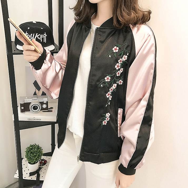 レディース　ライトアウター　ジャケット　ノーカラー　スカジャン　ジップアップ　長袖　刺繍　大きいサイズ　カジュアル　大人可愛い　ストリート系　スポーツ　観戦　ジョギング　デート　お出かけ　デイリー　ピンク×ブラック　送料無料