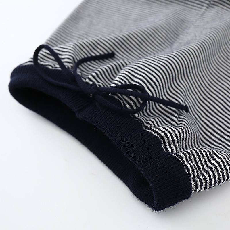 キッズ　ジュニア　子供服　男の子　セットアップ　上下セット　長袖トップス　ボトムス　長パン　ボーダー　かわいい　キュート　カジュアル　幼稚園　保育園　お出かけ　ルームウェア　ブラック　送料無料