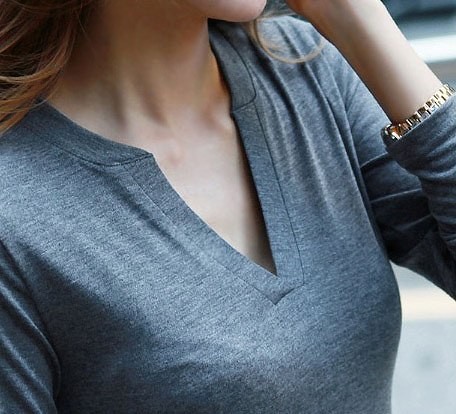 レディース　深Vネック　Tシャツ　カットソー　長袖　タイト　大きいサイズ　大人　シンプル　無地　清楚　上品　オフィス　仕事　カジュアル　春秋　デート　普段着　リラックス　レッド　ベージュ　グレー　ブラック　送料無料