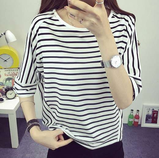 レディース　Tシャツ　カットソー　ラウンドネック　5分袖　大きいサイズ　大人　ボーダー　コットン　シンプル　定番　カジュアル　春夏　デート　普段着　リラックス　ホワイト　送料無料