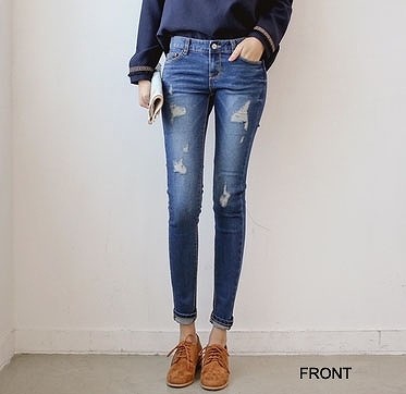 レディース　ボトムス　クラッシュ　デニムパンツ　ダメージ　スキニー　ジーンズ　ストレッチ　無地　ヴィンテージ風　美脚　脚長効果　大人カジュアル　春夏　普段着　リゾート　デート　ブルー　送料無料