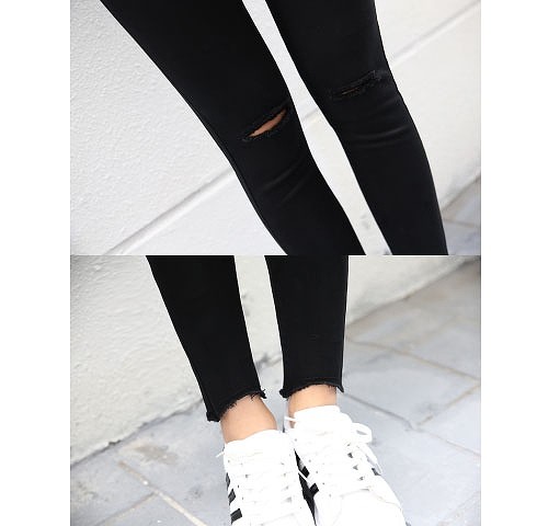 レディース　ボトムス　スキニー　デニムパンツ　フレイドヘム　ジーンズ　切りっぱなし　無地　スリム　美脚　脚長効果　大人カジュアル　人気　お出かけ　普段着　リゾート　デート　ブラック　ホワイト　送料無料