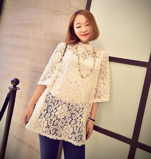 レディース ゆるふわ　かわいい　レース　トップス　チュニック　大人カジュアル　デート　買い物　旅行　花柄　ホワイト　ブラック　送料無料