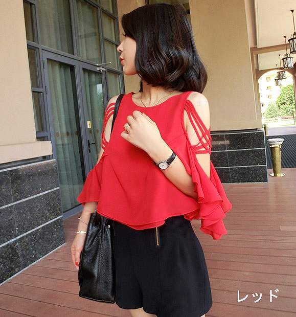 レディース ゆるふわ　かわいい　レース　トップス　チュニック　大人カジュアル　デート　買い物　旅行　花柄　ホワイト　ブラック　送料無料