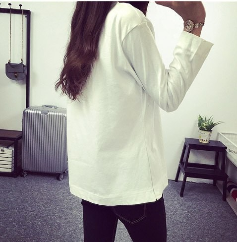 レディース　ファッション　女性　トップス　シャツ　ロングスリーブ　ラウンドネック　シンプル　単色　長袖　ラフ　春　外出　大人カジュアル　ホワイト　レッド　グリーン　送料無料