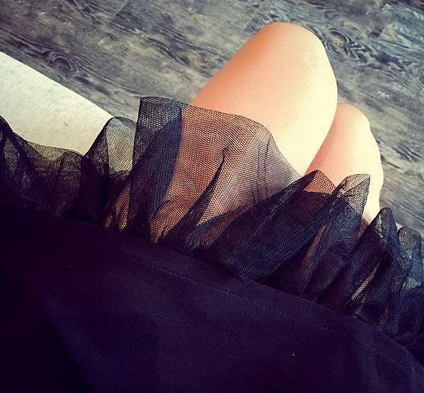 レディース　ファッション　女性　ワンピース　かわいい　おしゃれ　ワンプリント　レース　半袖　ラウンドネック　夏　外出　デート　大人カジュアル　ブラック　ホワイト　送料無料