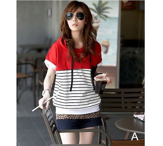 レディース　ファッション　女性　かわいい　おしゃれ　大人カジュアル　トップス　シャツ　カットソー　フード付き　半袖　ラウンドネック　ボーダー　ブラック　レッド　デート　買い物　レジャー　送料無料