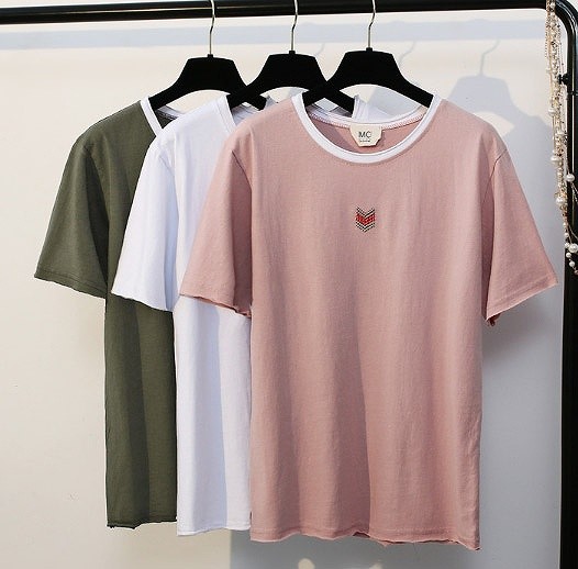 レディース　Tシャツ　半袖　ショートスリーブ　トップス　人気　春　夏物　女性　大人　カジュアル　キュート　可愛い　フェミニン　上品　おしゃれ　ファッション　ピンク　グリーン　フリーサイズ　ワンサイズ　送料無料