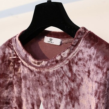 レディース　ベロア　スタッズ　星柄　Tシャツ　半袖　ショートスリーブ　人気　春　夏物　女性　大人　カジュアル　キュート　可愛い　フェミニン　上品　おしゃれ　ファッション　オリーブ　フリーサイズ　ワンサイズ　送料無料