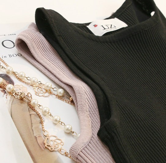 レディース　カットソー　ニット　ノースリーブ　タンクトップ　クルーネック　人気　春　夏物　女性　大人　カジュアル　キュート　可愛い　フェミニン　上品　おしゃれ　ファッション　ホワイト　ブラック　ピンク　フリーサイズ　ワンサイズ　送料無料